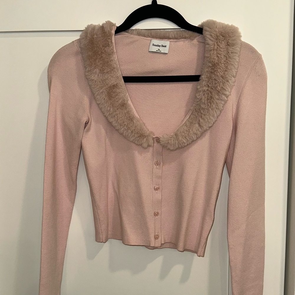 Aritzia Soft Pink Sweater with Faux Fur Trim - Picture 2 of 3